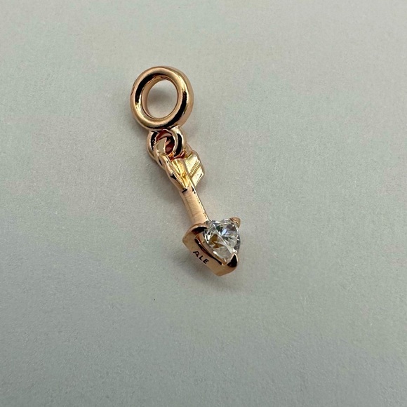 Pandora ME Arrow of Love Mini Dangle Charm – Rose Gold CZ – Heart Detail - Picture 1 of 5